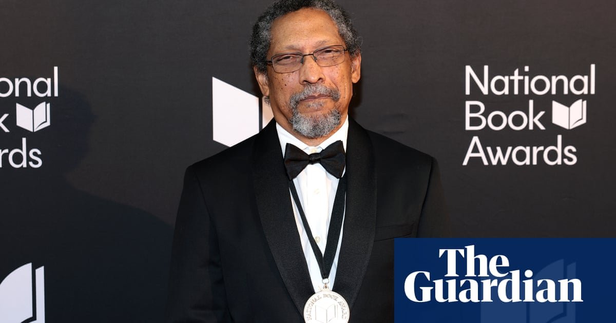 Percival Everett gana el Premio Nacional del Libro de ficción por su adaptación de Huckleberry Finn | Premios Nacionales del Libro